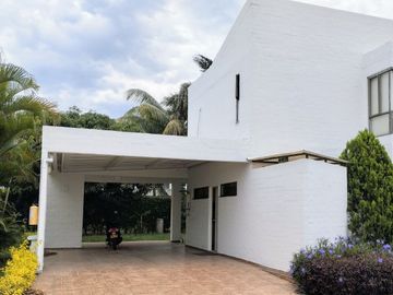 VENDO  CASA EN LA MORADA CALI VALLE DEL CAUCA