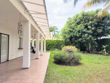 VENDO  CASA EN LA MORADA CALI VALLE DEL CAUCA