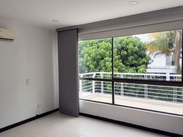 VENDO  CASA EN LA MORADA CALI VALLE DEL CAUCA