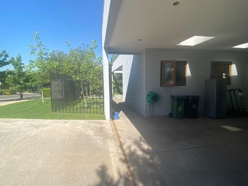 Casa Mediterránea en Condominio Los Bosques, Piedra Roja, Chicureo