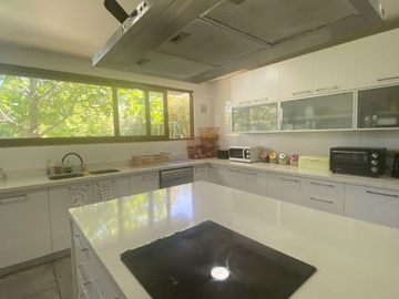 Casa Mediterránea en Condominio Los Bosques, Piedra Roja, Chicureo