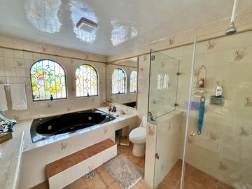 Casa en venta en Bugambilias 2da sección, Zapopan