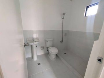 100,000 Promo Discount & only 20,000 to reserve for Spacious Single Detach Chloe House Unit @ Ironwood Estates Lipa Along Lipa-Ibaan Road