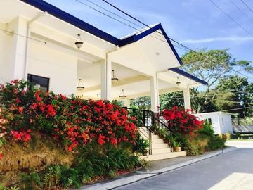 100,000 Promo Discount & only 20,000 to reserve for Spacious Single Detach Chloe House Unit @ Ironwood Estates Lipa Along Lipa-Ibaan Road
