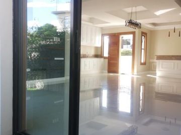 FOR SALE - House and Lot in Filinvest East Tropics 2 Cainta, Rizal
