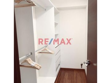 SE ALQUILA  Departamento 120m2,  3 DORMITORIOS Full AMOBLADO aire acondicionado En Miraflores