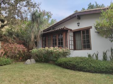 Venta de preciosa y exclusiva casa en Lagunas de la Molina