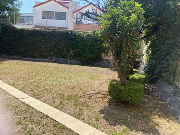 RESIDENCIA CTO.INGENIEROS,CDA.SATELITE, 4 RECÁMARAS,ESTUDIO, PORTÓN ELEC.