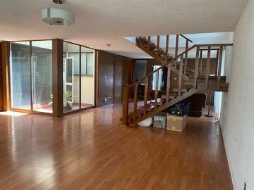 RESIDENCIA CTO.INGENIEROS,CDA.SATELITE, 4 RECÁMARAS,ESTUDIO, PORTÓN ELEC.