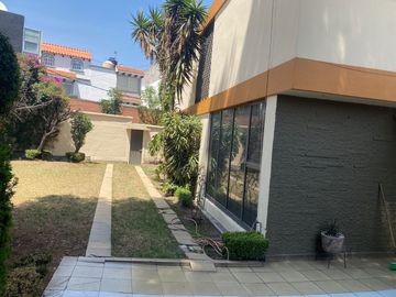 RESIDENCIA CTO.INGENIEROS,CDA.SATELITE, 4 RECÁMARAS,ESTUDIO, PORTÓN ELEC.