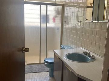 RESIDENCIA CTO.INGENIEROS,CDA.SATELITE, 4 RECÁMARAS,ESTUDIO, PORTÓN ELEC.