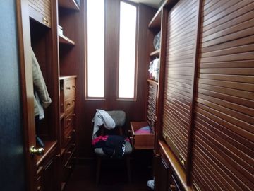 EN VENTA!!! BONITA CASA DE 2 PISOS