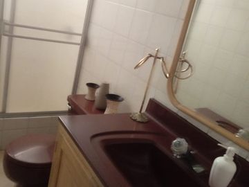 EN VENTA!!! BONITA CASA DE 2 PISOS
