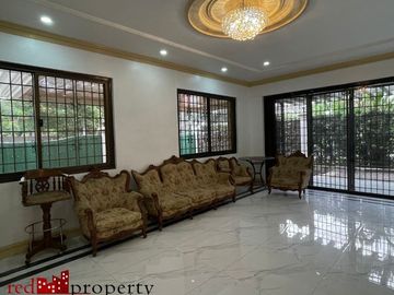 House & lot For sale in Acropolis Village QC along Green Meadows Ave.