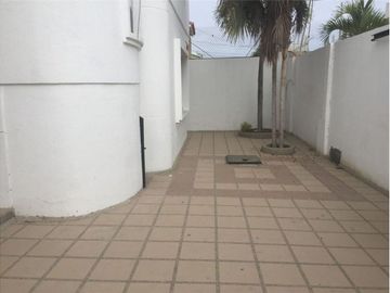 Casa en venta zona sur manta