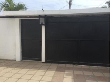 Casa en venta zona sur manta