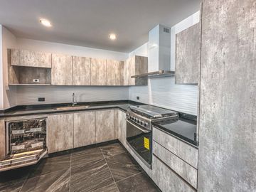CASA EN VENTA CON ROOF GARDEN EN PARQUE SONORA