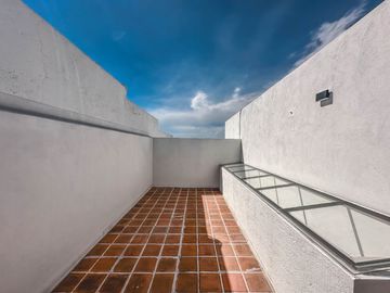 CASA EN VENTA CON ROOF GARDEN EN PARQUE SONORA