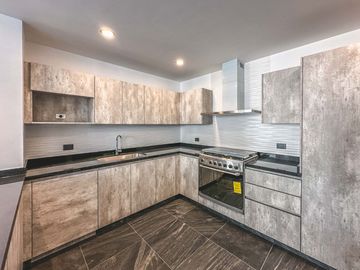 CASA EN VENTA CON ROOF GARDEN EN PARQUE SONORA