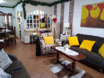 CASA EN TECAMAC 2a SECCIÓN