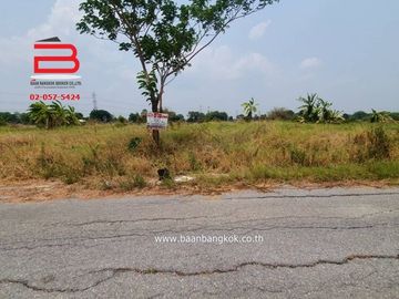 ที่ดินเปล่า หลังสถานีอนามัยบึงชำอ้อ คลองแปด เนื้อที่ 1 งาน ถนนรังสิต-นครนายก ตำบลบึงชำอ้อ อำเภอหนองเสือ จังหวัดปทุมธานี