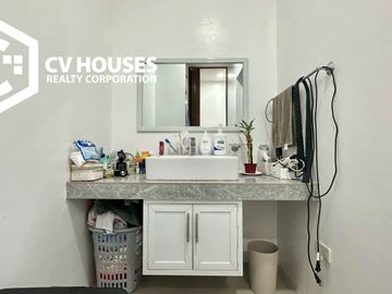 RESIDENTIAL HOUSE AND LOT FOR SALE!