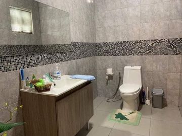 WELL MAINTAINED MODERN HOME IN AN EXCLUSIVE VILLAGE NEAR CLARK AND BALIBAGO