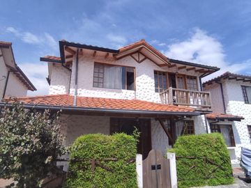 VENTA CASA TIPO HACIENDA SECTOR PLAYA CHICA