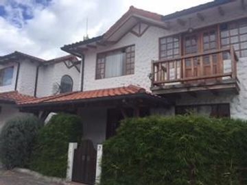 VENTA CASA TIPO HACIENDA SECTOR PLAYA CHICA