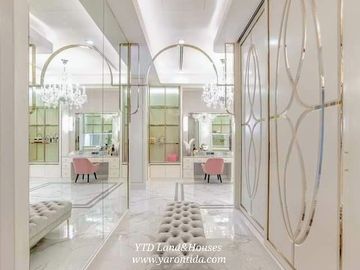 For Sale/Rent a magnificent luxury house, Nantawan Bangna KM 7, size XL, the largest house type in the compund. The house is spacious in every room, b