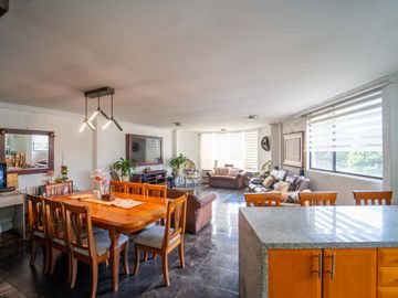 KENNEDY, CASA RENTERA VENTA, 2 PISOS