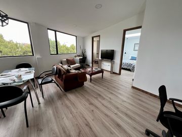 KENNEDY, CASA RENTERA VENTA, 2 PISOS