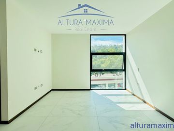Casa Nueva en Venta Bugambilias Zapopan 1era Seccion
