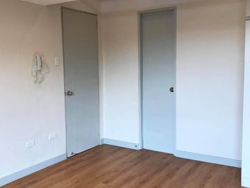 3 Storey Townhouse Unit Teacher's Village Quezon City UNIT 5