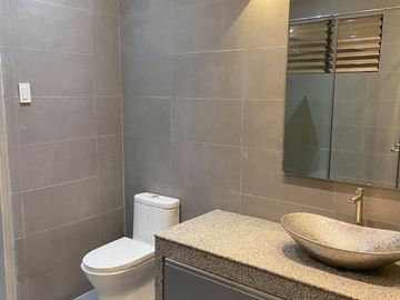 3 Storey Townhouse Unit Teacher's Village Quezon City UNIT 5