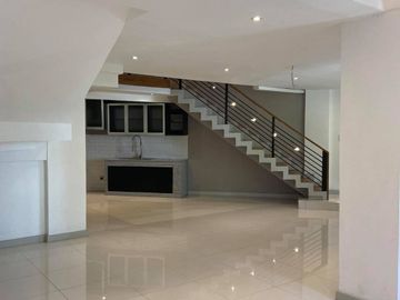 3 Storey Townhouse Unit Teacher's Village Quezon City UNIT 5