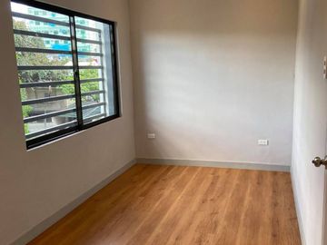 3 Storey Townhouse Unit Teacher's Village Quezon City UNIT 5