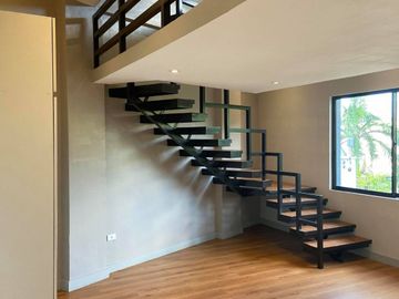 3 Storey Townhouse Unit Teacher's Village Quezon City UNIT 5