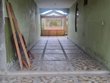 Vendo casa en la Coop. 