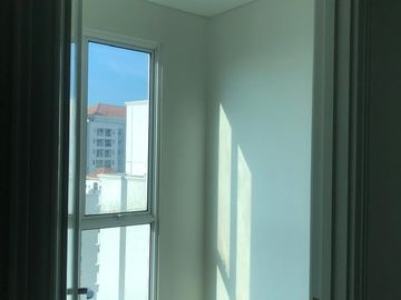 For Lease Yearly Apartment, New Unfurnished Type 2BR+1, Grand Madison @Central Park Jakarta Barat