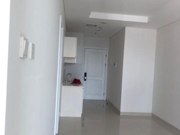 For Lease Yearly Apartment, New Unfurnished Type 2BR+1, Grand Madison @Central Park Jakarta Barat