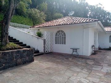 VENTA DE CASA CASA DE CAMPO SOBRE UN ÁREA DE TERRENO DE 4,325.02m2 EN URB. SANTA MARÍA – CUSCO