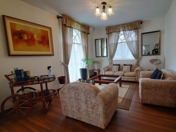 VENTA DE CASA CASA DE CAMPO SOBRE UN ÁREA DE TERRENO DE 4,325.02m2 EN URB. SANTA MARÍA – CUSCO