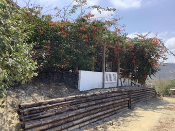 Casa de Venta cerca al Mar en Puerto Lopez Manabí