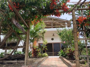 Casa de Venta cerca al Mar en Puerto Lopez Manabí