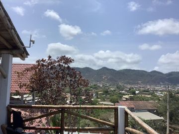 Casa de Venta cerca al Mar en Puerto Lopez Manabí