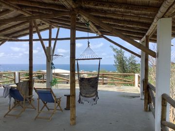 Casa de Venta cerca al Mar en Puerto Lopez Manabí