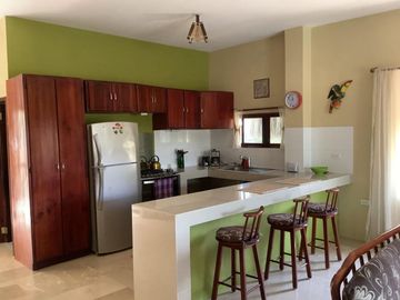 Casa de Venta cerca al Mar en Puerto Lopez Manabí
