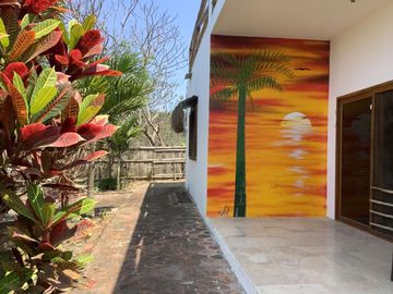 Casa de Venta cerca al Mar en Puerto Lopez Manabí