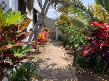 Casa de Venta cerca al Mar en Puerto Lopez Manabí